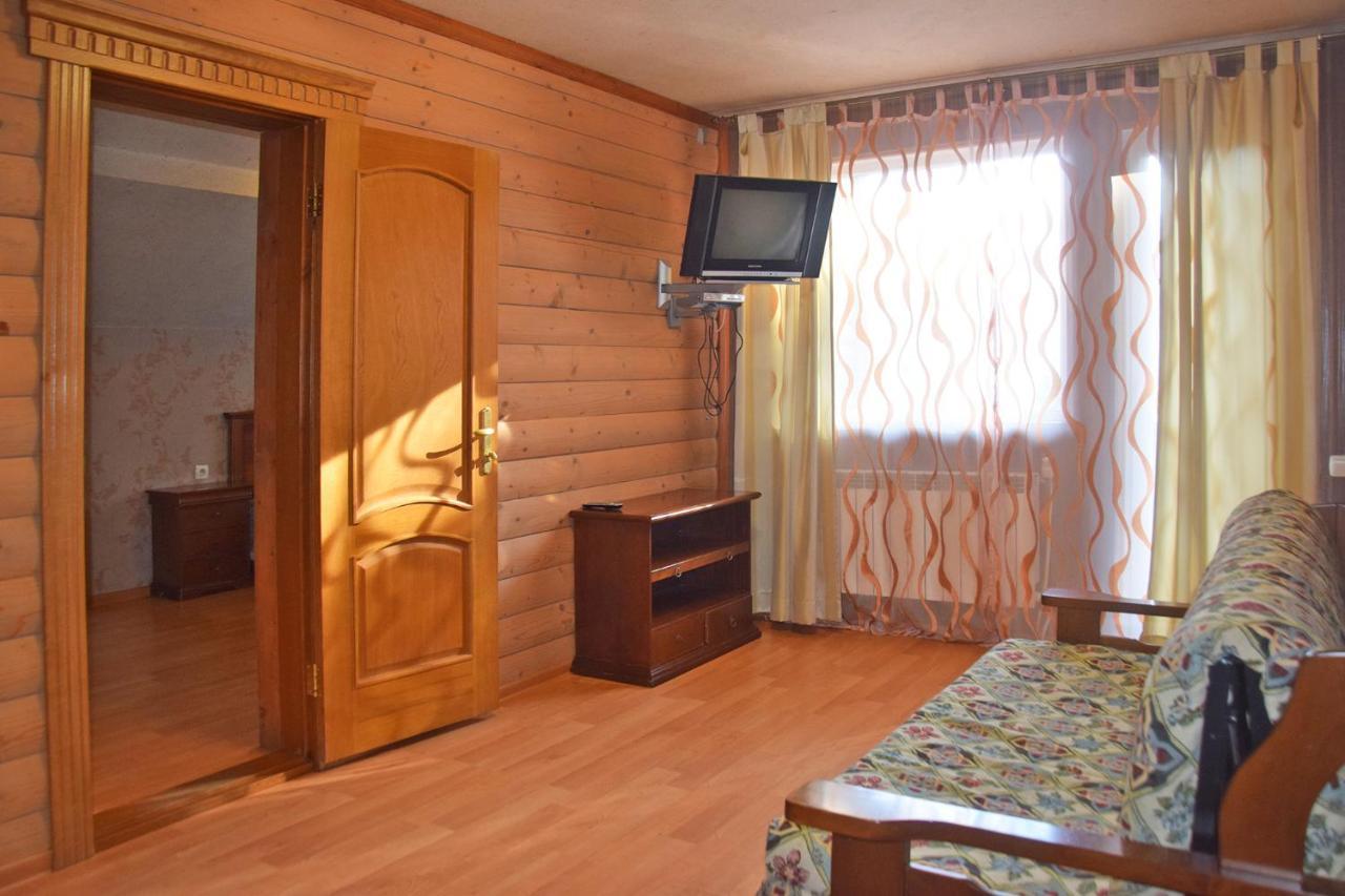 Hotel Лісова Казка Slawske Exterior foto